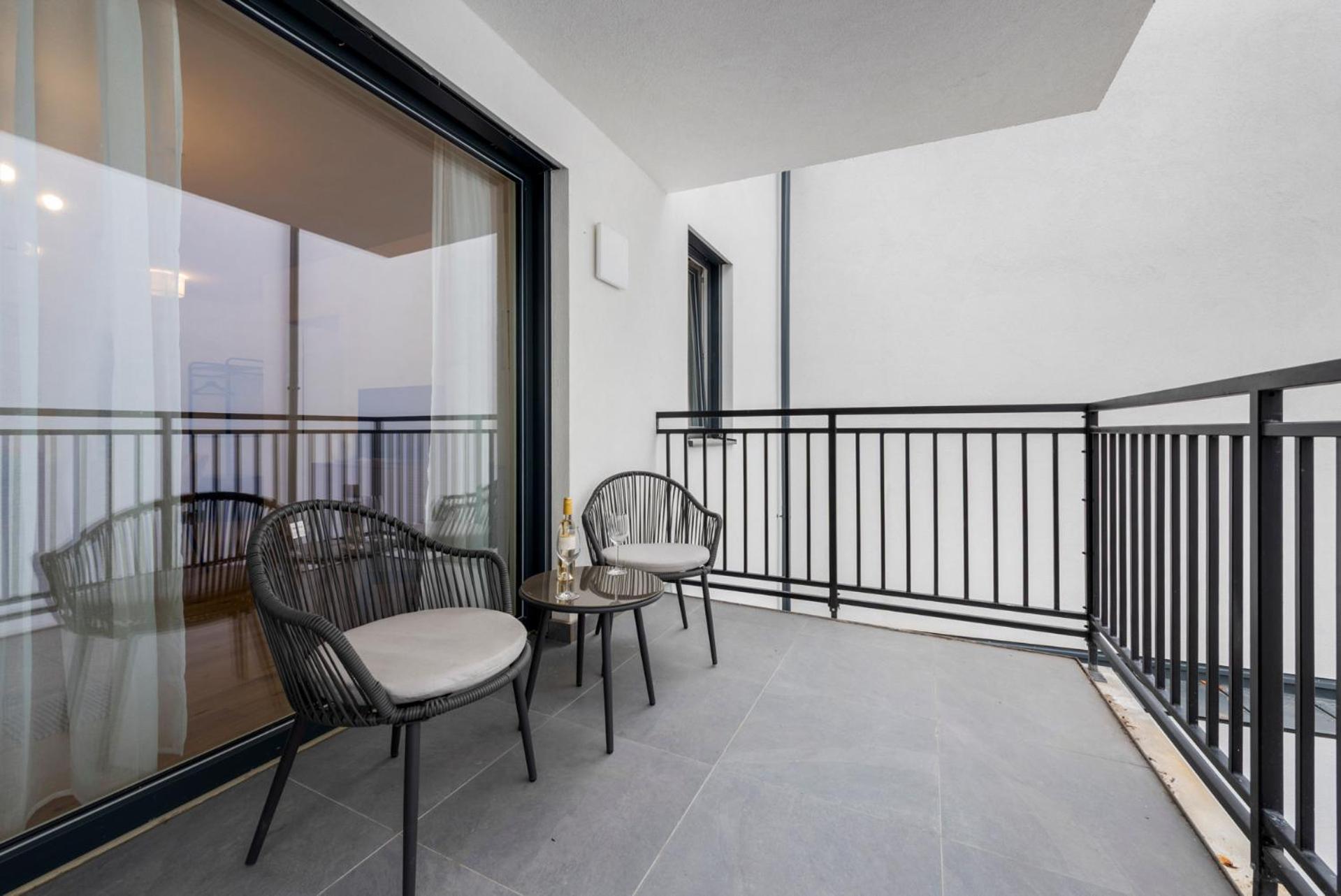 Vienna Hills Living Aparthotel Exterior photo
